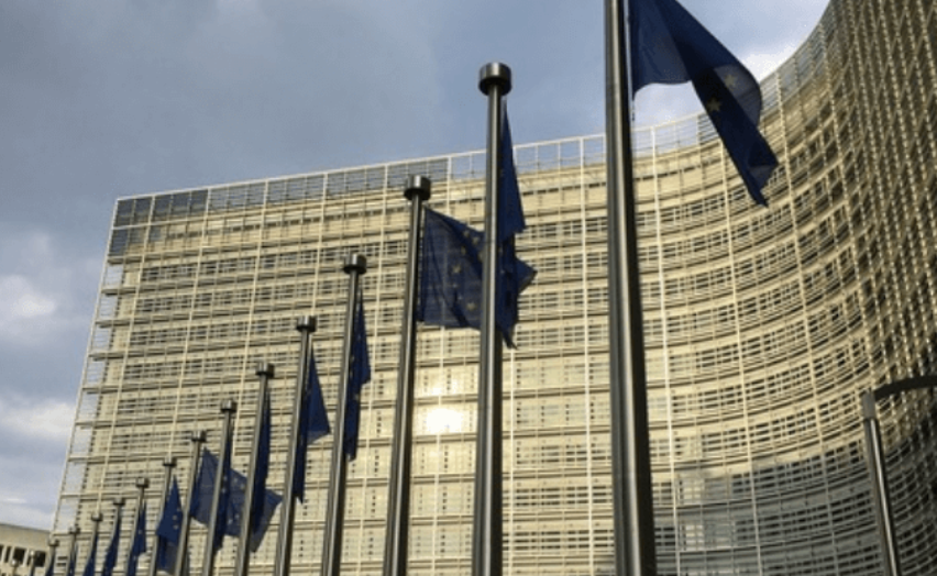 Ursula von der Leyen defende mais investimento em energia para baixar preços na UE
